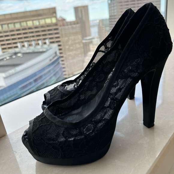 Rosa Clara Lace Pumps - Picture 1 of 3